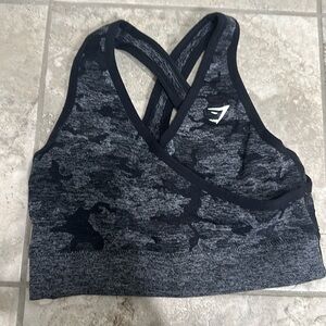 Women’s black camo gymshark sports bra. Size small.